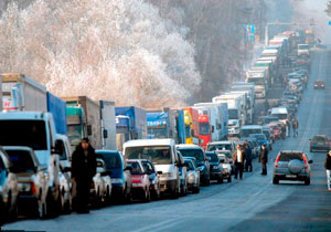 Очередь на белорусской границе растянулась более чем на 20 км