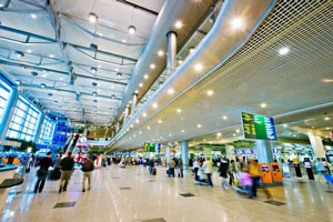 Аэропорт «Домодедово» внедряет новые технологии, упрощающие выполнение таможенных платежей